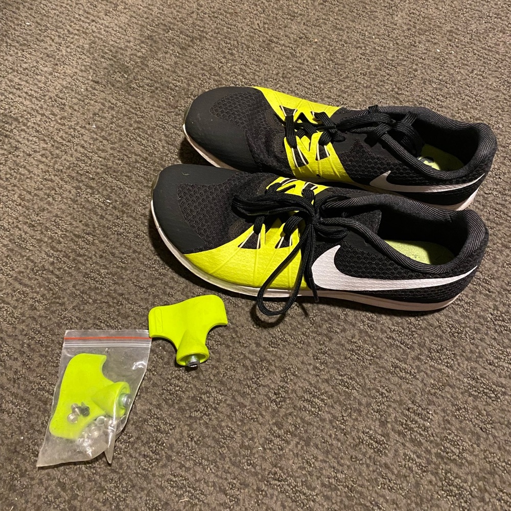 Nike spikes